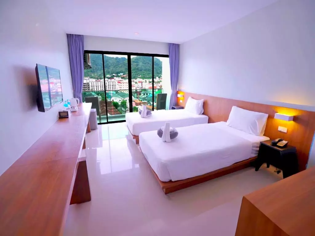 PHOENIX GRAND