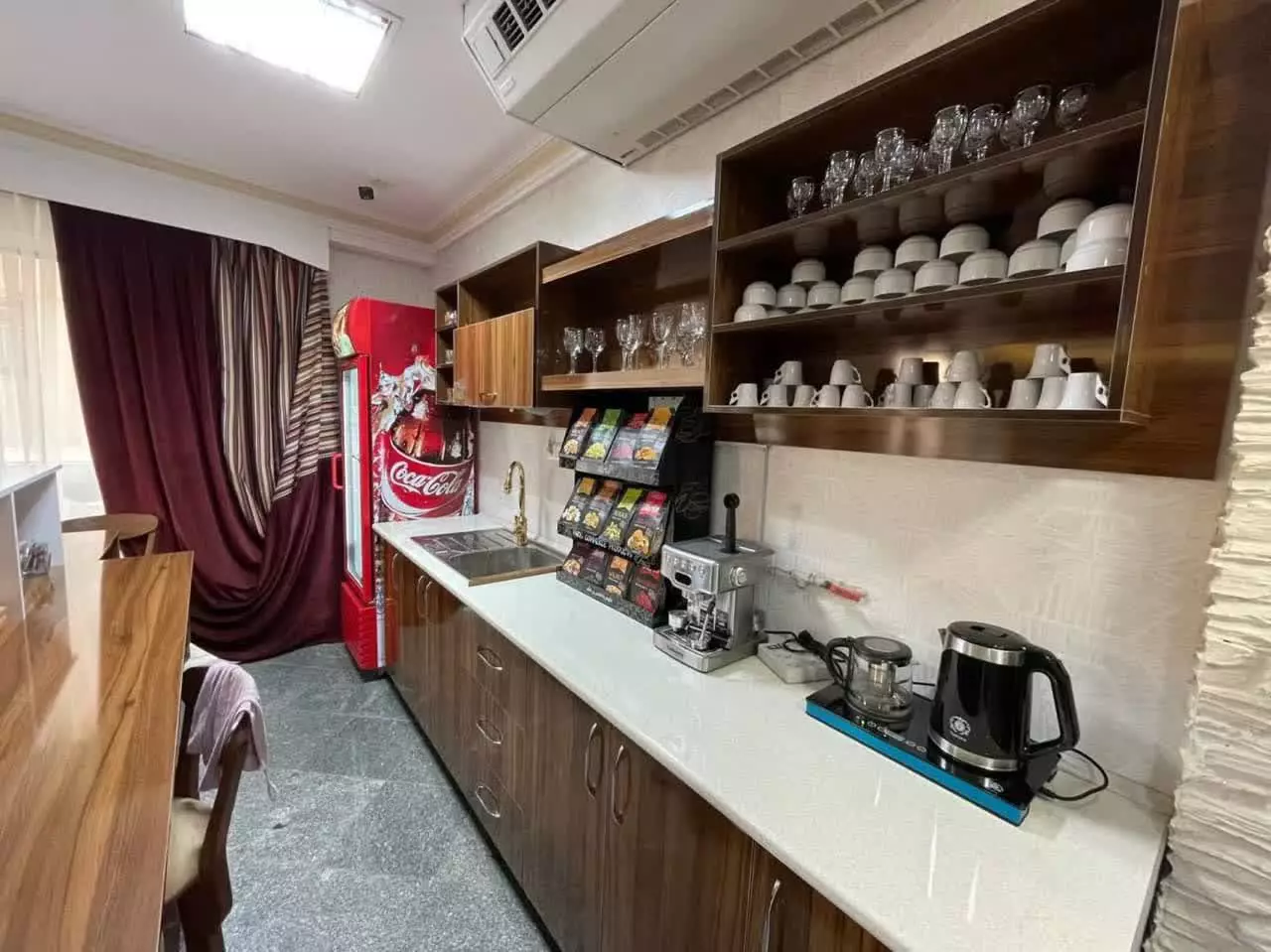 هتل اپارتمان مشکات