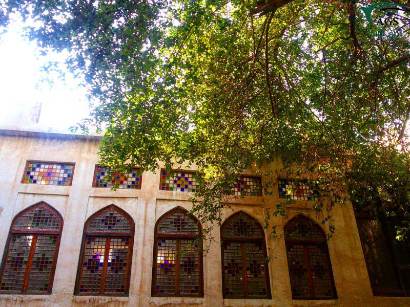 عمارت دهدشتی و عمارت گلشن