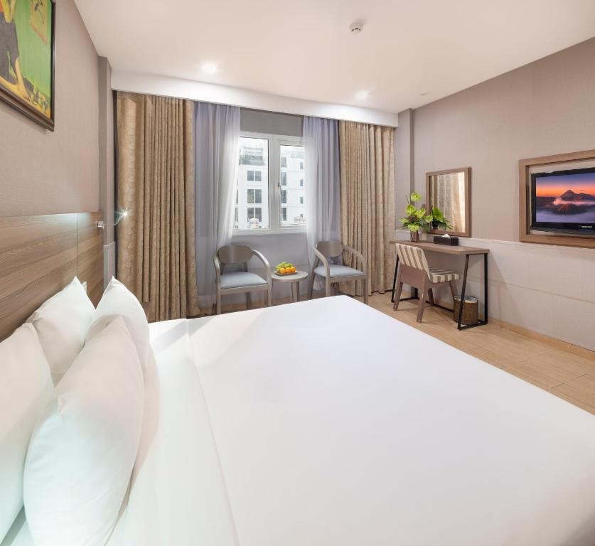 Viet Lotus Saigon Hotel